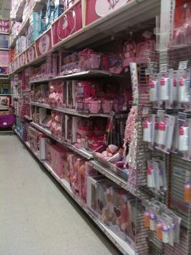 450px-Pink_girls_section_of_toy_store